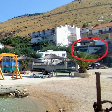 Camper With Private Toilet And Kitchen 3 Appartement