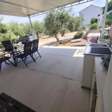 Appartement Camper With Private Toilet And Kitchen 3 *